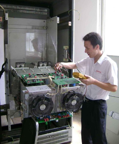 SINAMICS V50 高品质单机驱动变频器调速柜维修