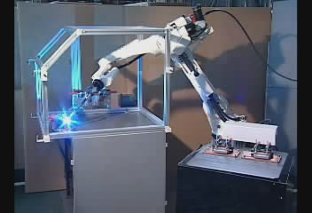 机器人精密焊接