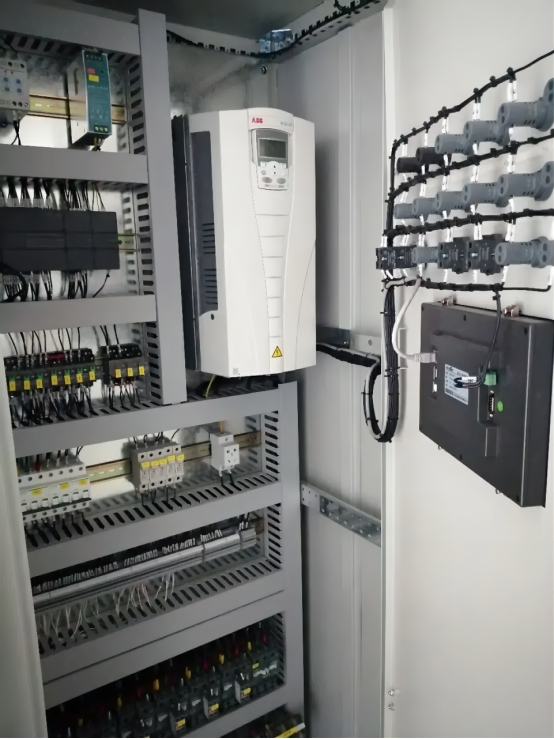 河南郑州恒压供水控制系统PLC控制柜自动化成套配电箱