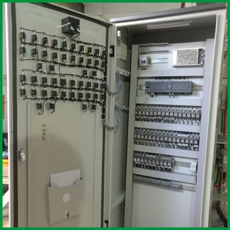 恒压供水动力柜水泵变频柜软启动控制柜装配亚太科技来图定制